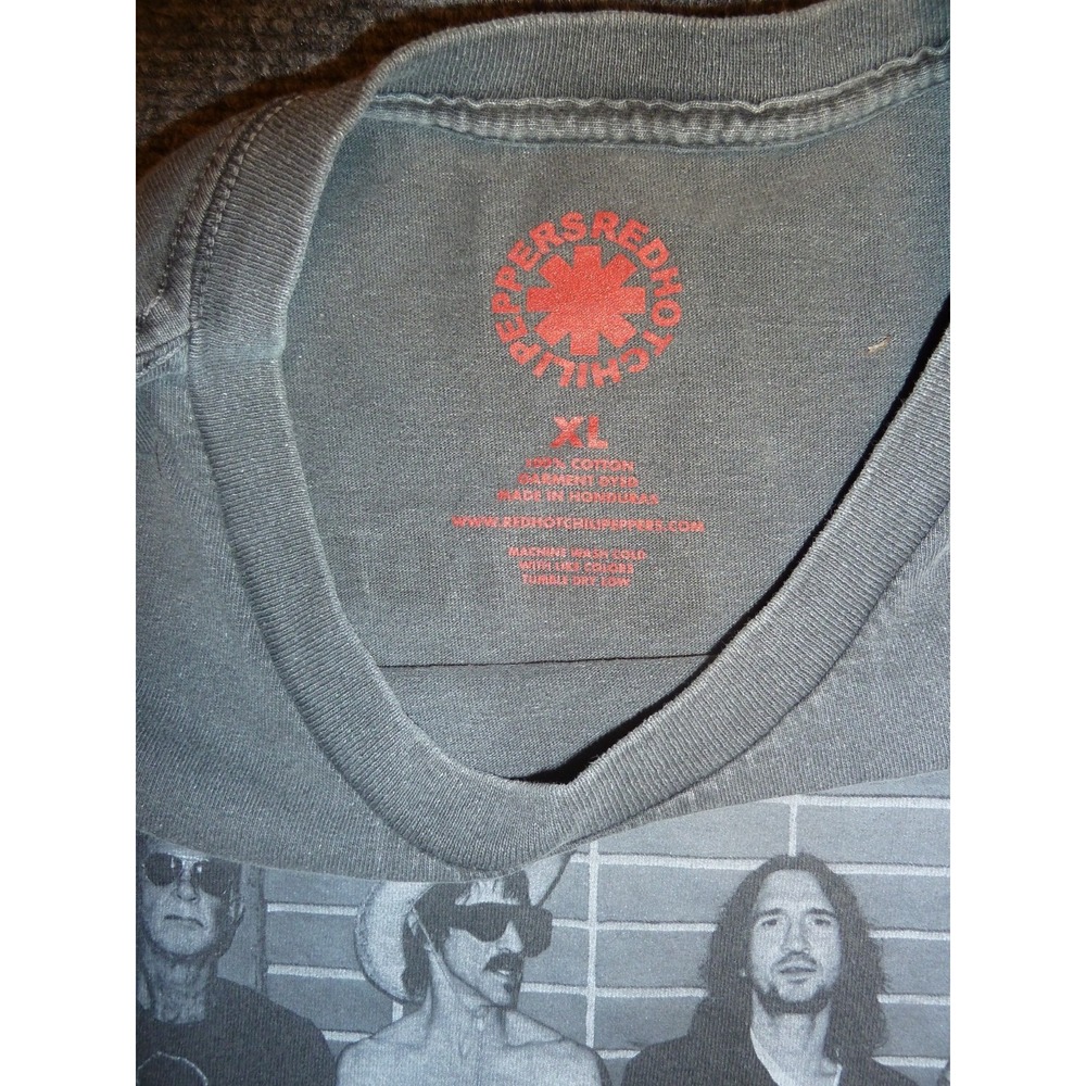 Red Hot Chili Peppers Tee Shirt Mens XL Black 22-23 World Tour - Picture 4 of 5